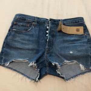 NWT Levi 501 high rise shorts